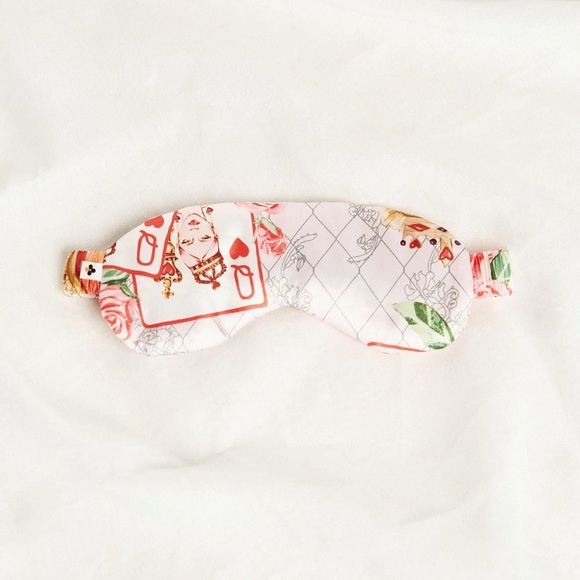 Queen of Hearts Eye Mask - Picture 1 of 7